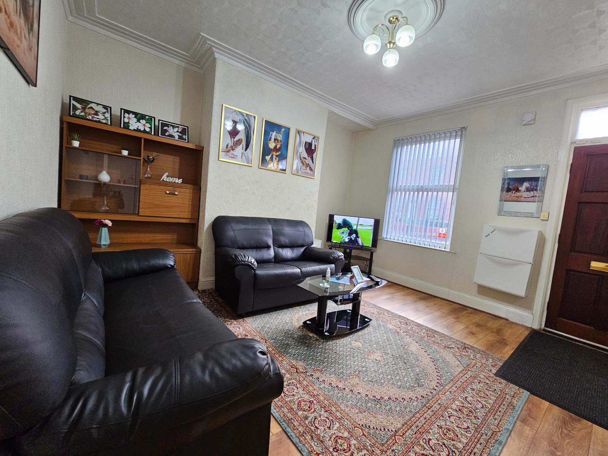 Hotel Bright Sunny, Double Bed With Garden, Tv And Wi-Fi Leeds  Zewnętrze zdjęcie